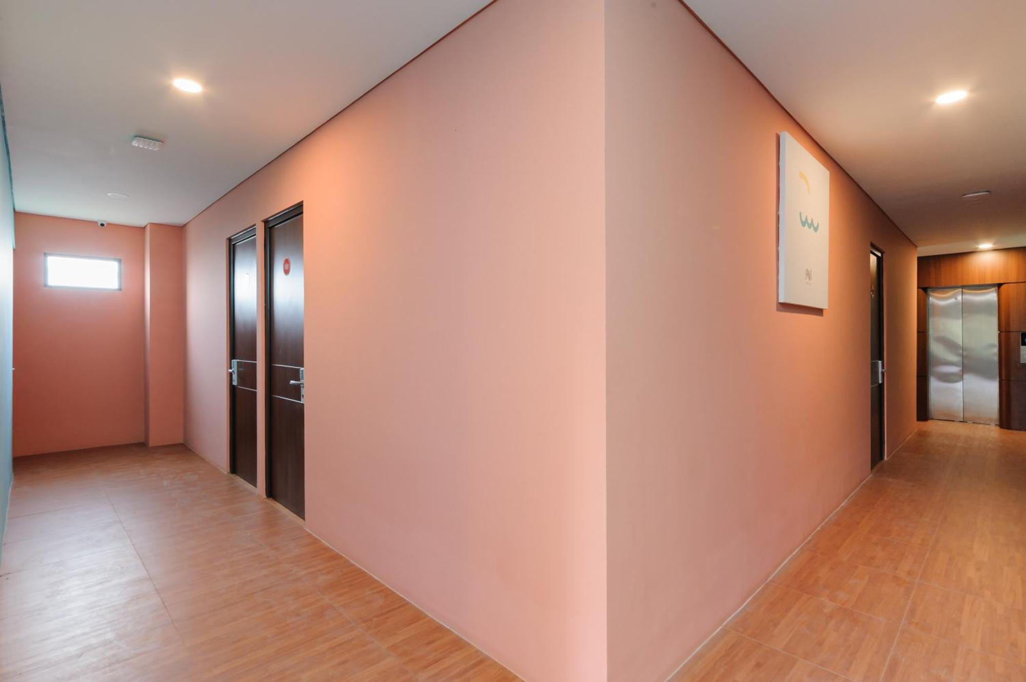 Sans Hotel Tajur Bogor Bantarkamang Екстериор снимка